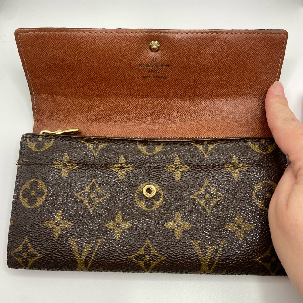 Louis Vuitton Monogram Wallet - Picture 5 of 16